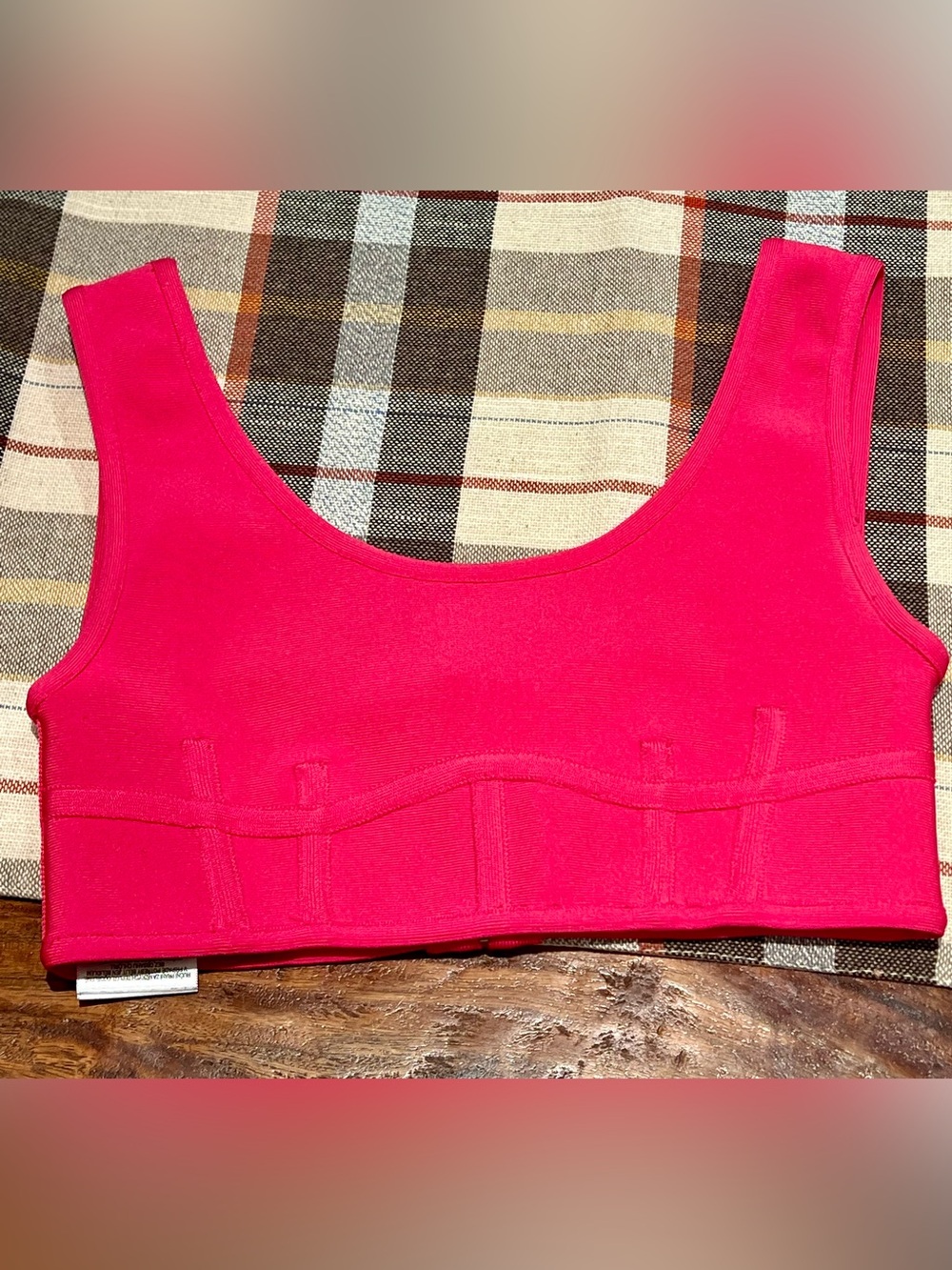 Hervé Léger Women’s Seamless Scoop-Neck Crop Bralette in Hot Pink